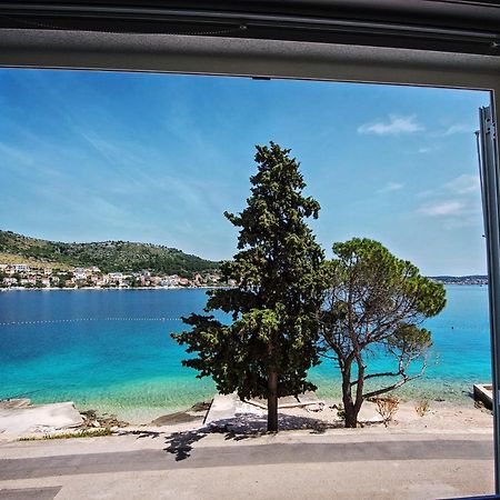 Sea Front Apartments Ivana Рогозниця Екстер'єр фото