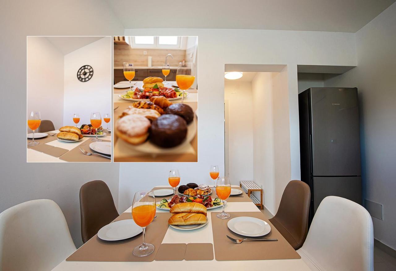 Sea Front Apartments Ivana Рогозниця Екстер'єр фото