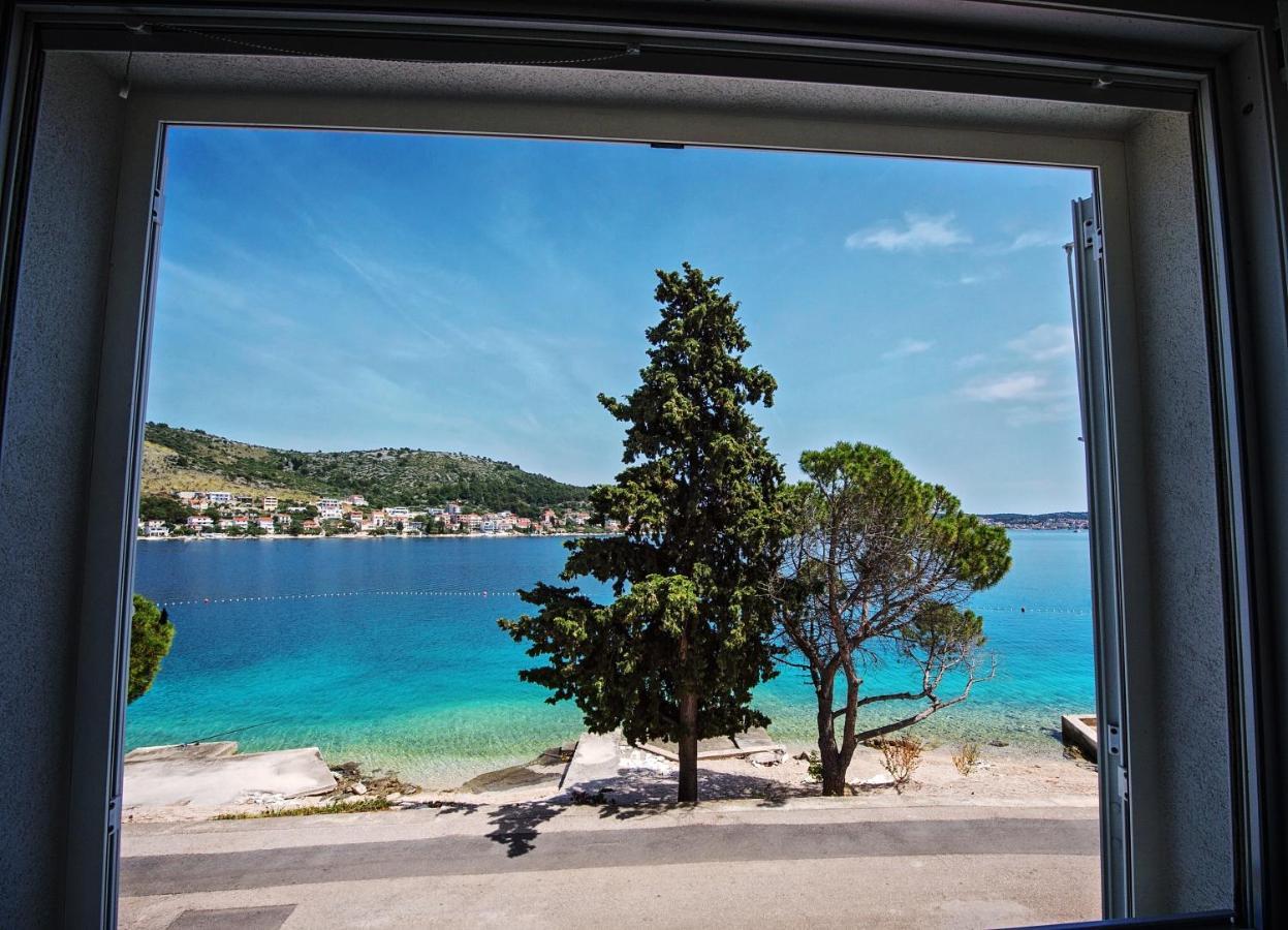 Sea Front Apartments Ivana Рогозниця Екстер'єр фото
